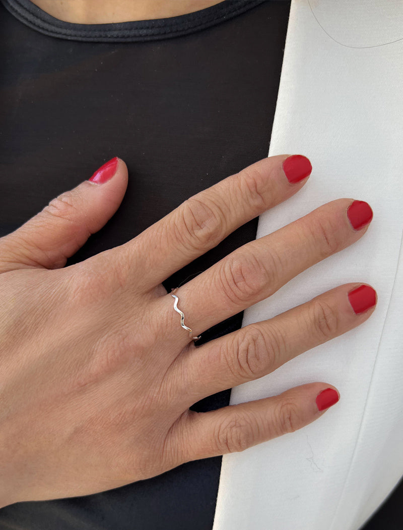NOODLE Sterling Silver Wave Ring
