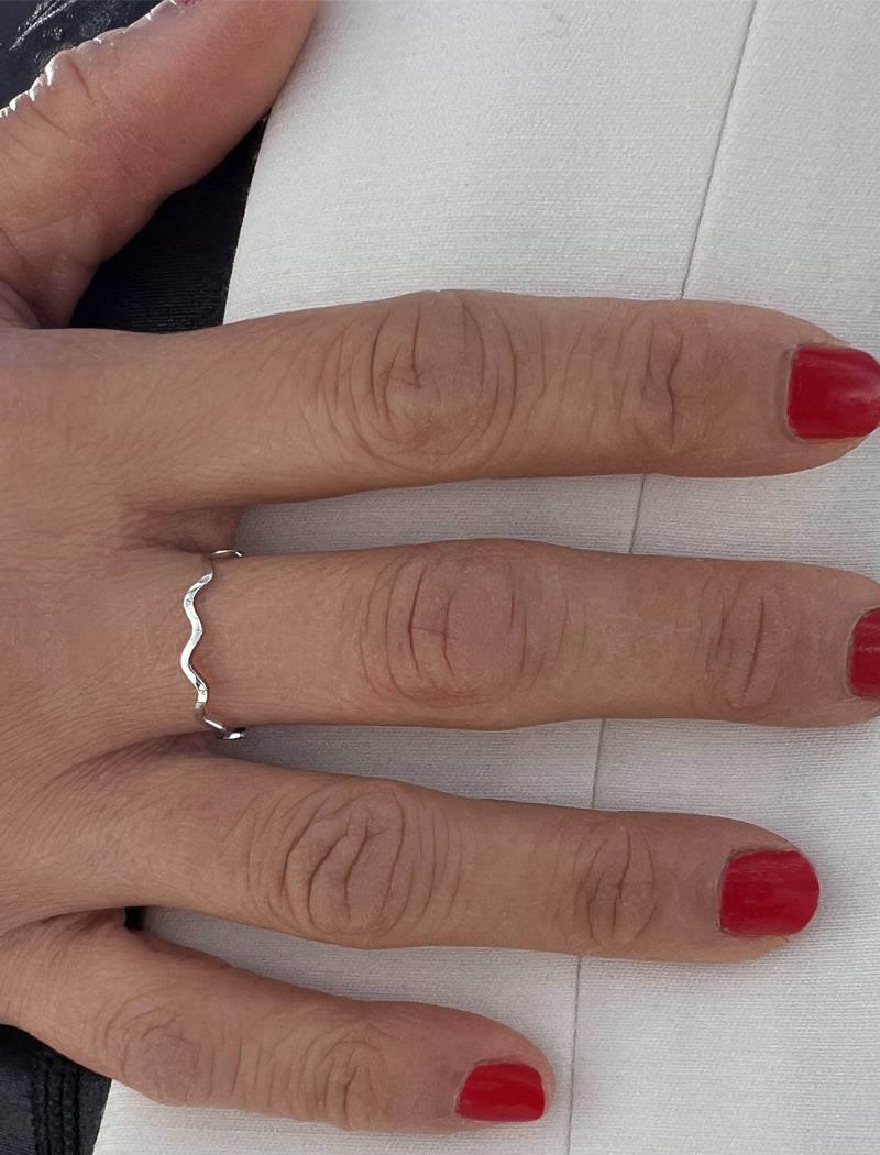 NOODLE Sterling Silver Wave Ring